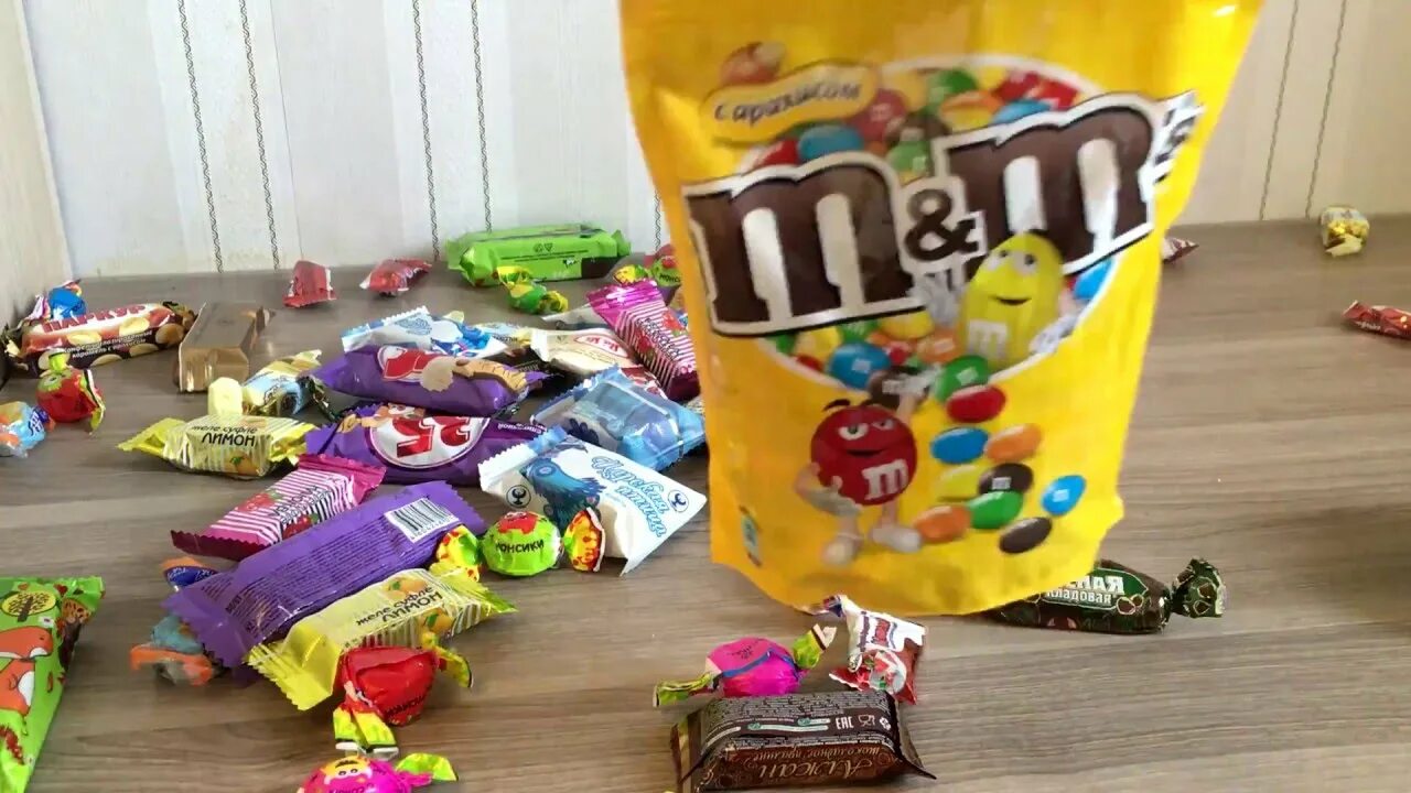 A lot of candy 2018 киндер. Fun слово. Lots of toys. A lot of fun for me. Стих про хобби на английском языке.