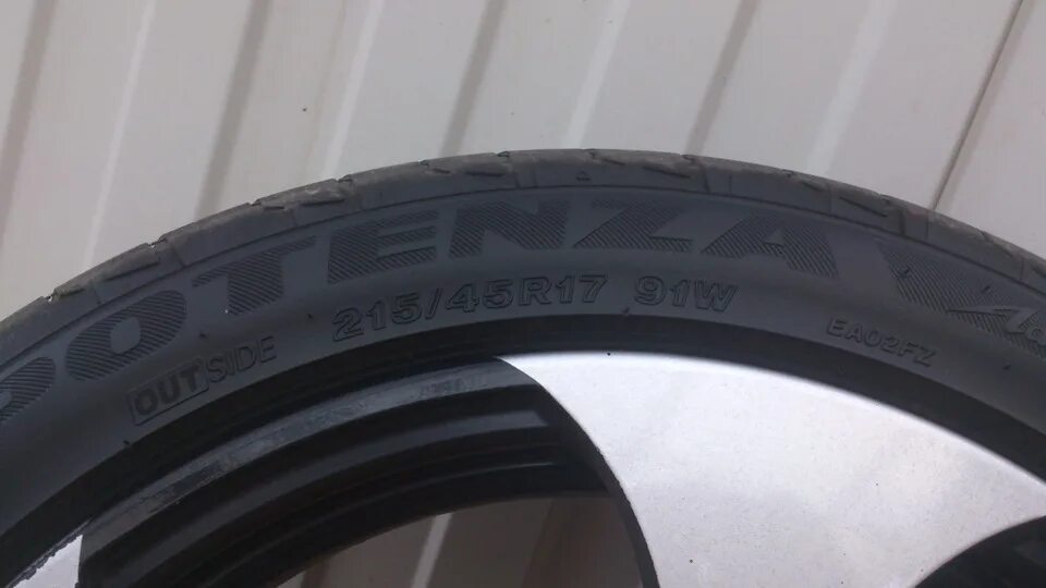 Pirelli powergy 225 60 r18. Bridgestone potenza re002 Adrenalin летняя. 215/45r17 91w Bridgestone. 245/45/17 Bridgestone potenza Adrenalin. Автомобильная шина milestone Revo Sport 215/45 r17 91w летняя.