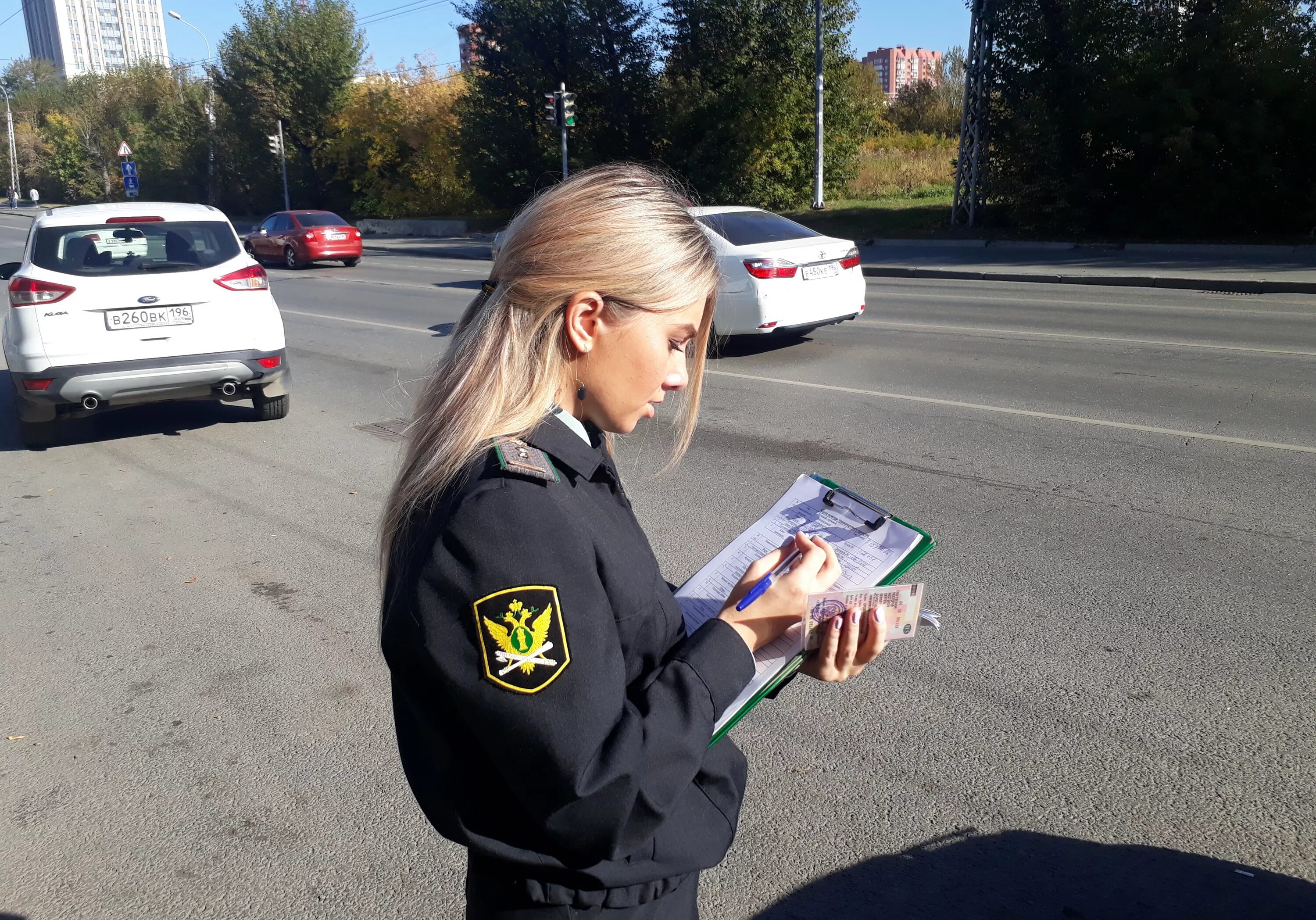 исмагилова фссп артемовский. приставы артемовский свердловской. приставы у двери. ивушкина елена владимировна фссп. нестеренко о с пристав.