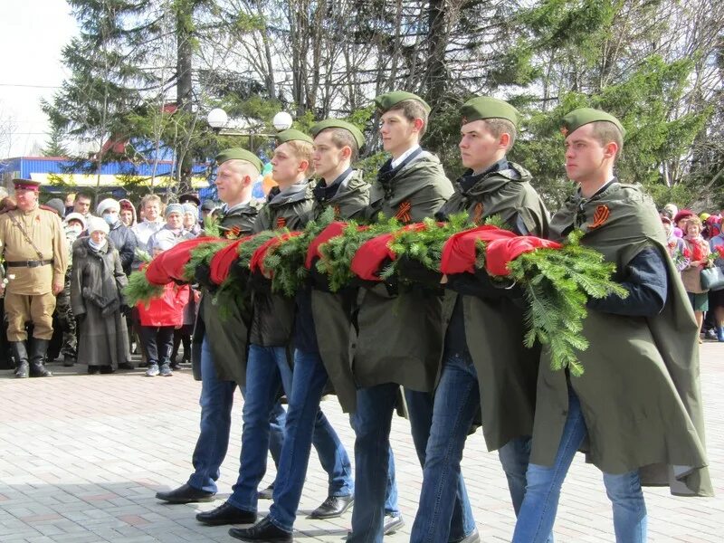 Колледжи 9 мая. Праздник день Победы в пос Ягельный. Праздвование9маявсуворове. Празднование 9 мая в Нязепетровске. Тяжинский техникум.