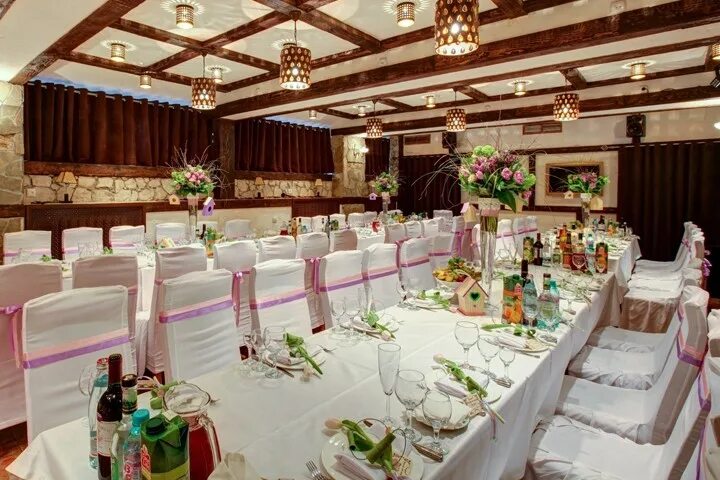 Шато иноземцево. Ресторан club le chateau в москве. шато банкетный зал. club le chateau банкетный зал. банкетный зал магарамкент.