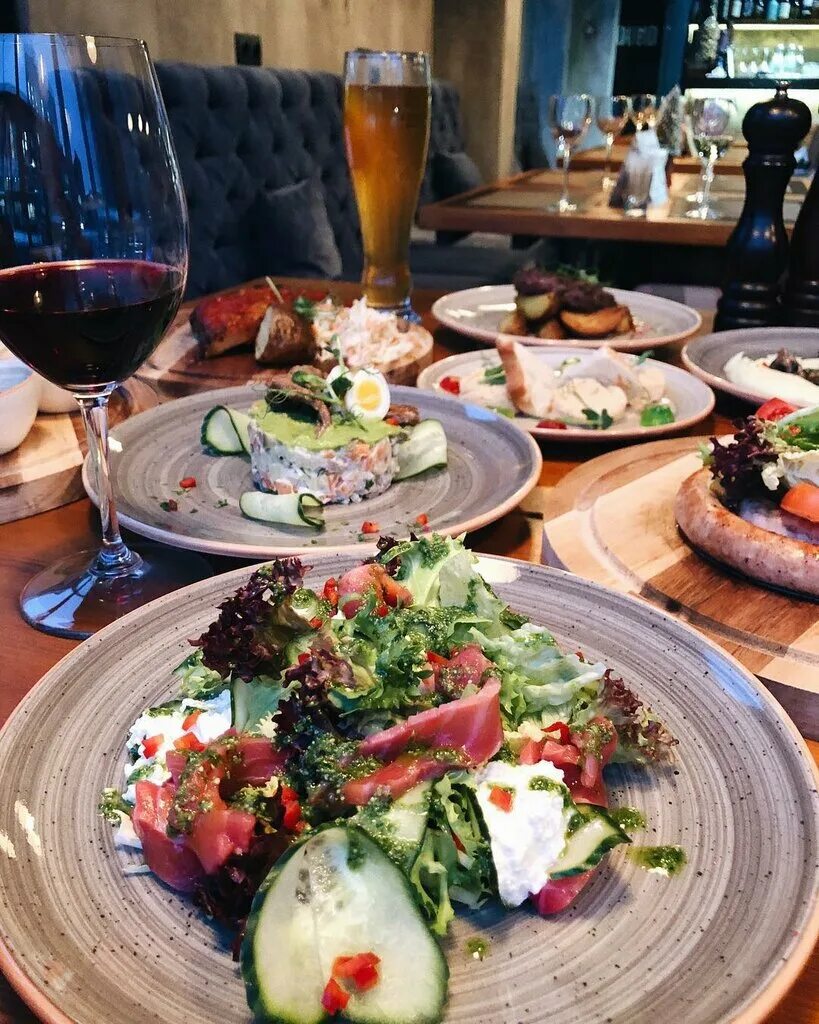 Nolan wine & kitchen, пермь. нолан ресторан пермь. нолан ресторан пермь. нолан ресторан пермь меню. бизнес центр пермь с кафе.