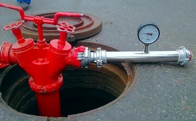 испытание пожарных кранов на водоотдачу. испытания наружного пожарного водопровода. водоотдачи наружных водопроводов противопожарного водоснабжения. пожарный гидрант к-300 водоотдача. 13130.