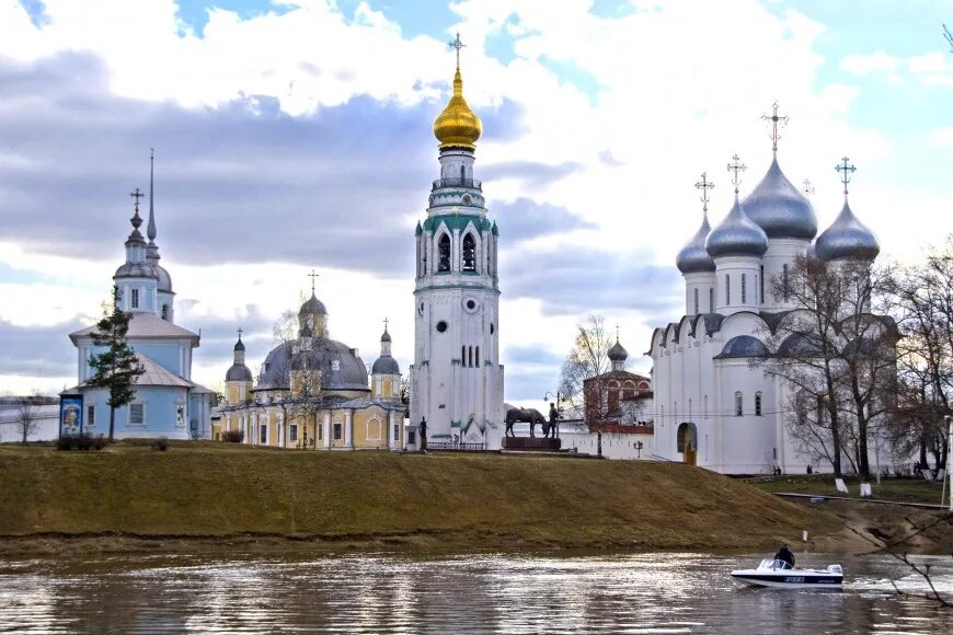 Фото Вологодский полдень - фотограф Сергей Мотылёв - архитектура, пейзаж - ФотоФ
