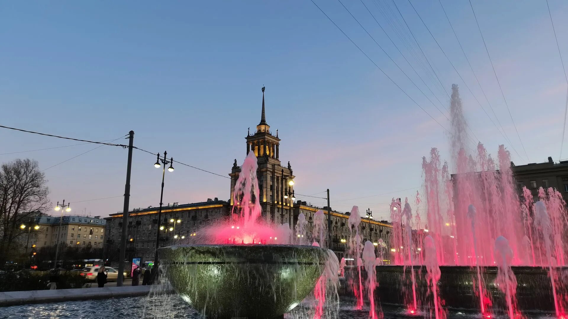 Когда в питере начинают работать фонтаны. Когда в питере начинают работать фонтаны