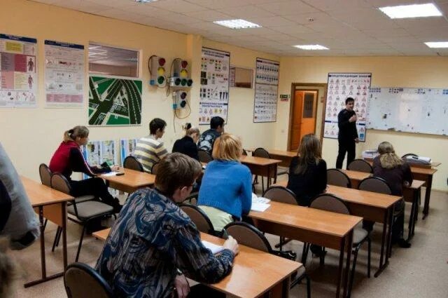 Автошкола политехник. Томский учебный сварочный центр стнг томск. Автошкола политехник. Школа номер номер 28 томск ленина. Автошкола политехник.