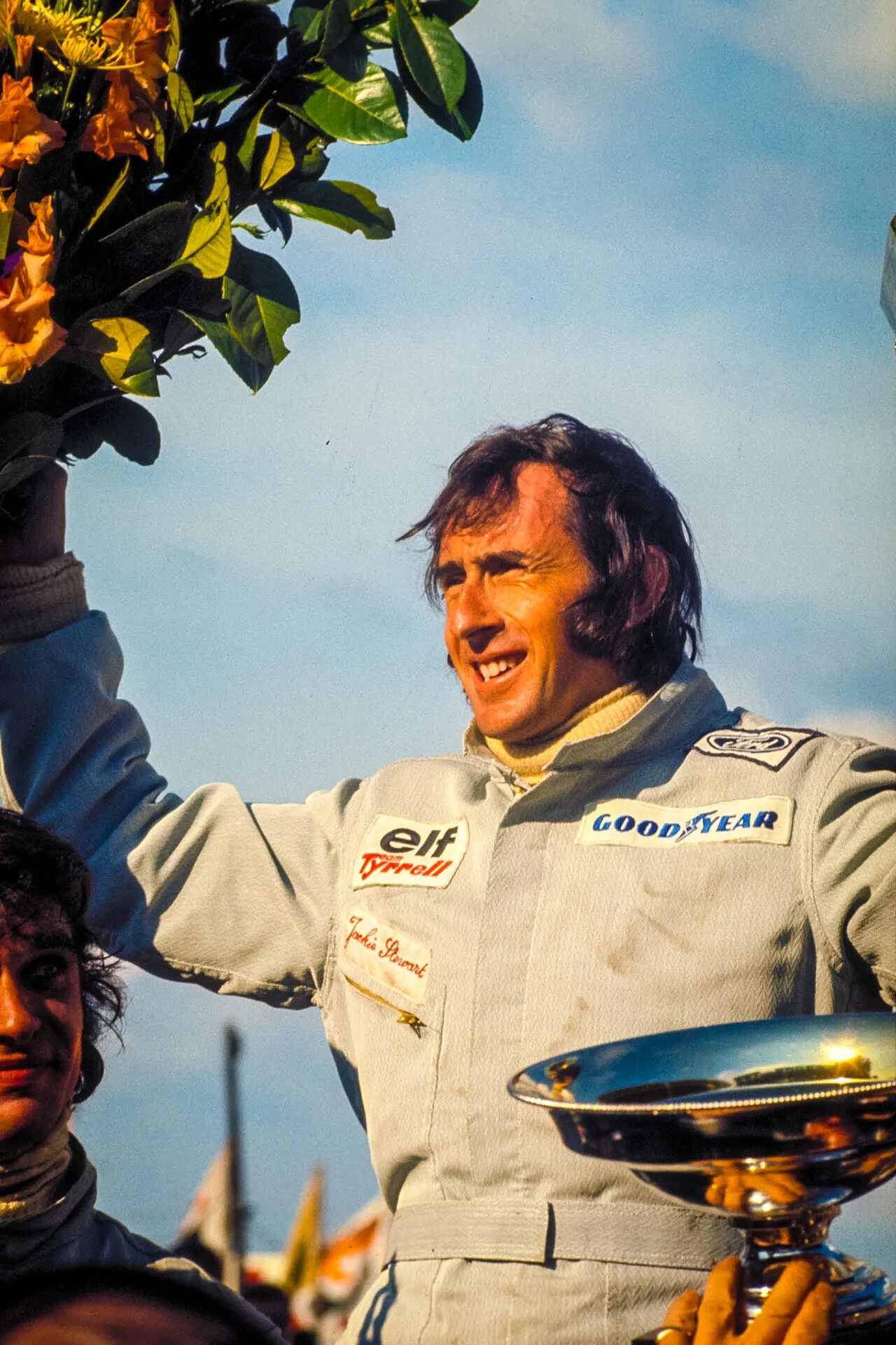 Стюарт гонщик. Джеки стюарт. jackie stewart 1973. jackie stewart 1965. джеки стюарт формула 1.