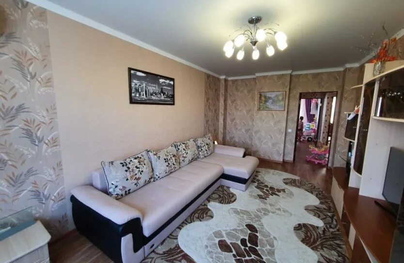 Квартира однокомнатная старый оскол. Квартиры в старом осколе. Квартира в городе старый оскол. Квартира в городе старый оскол. Квартиры по суточно старый оскол.