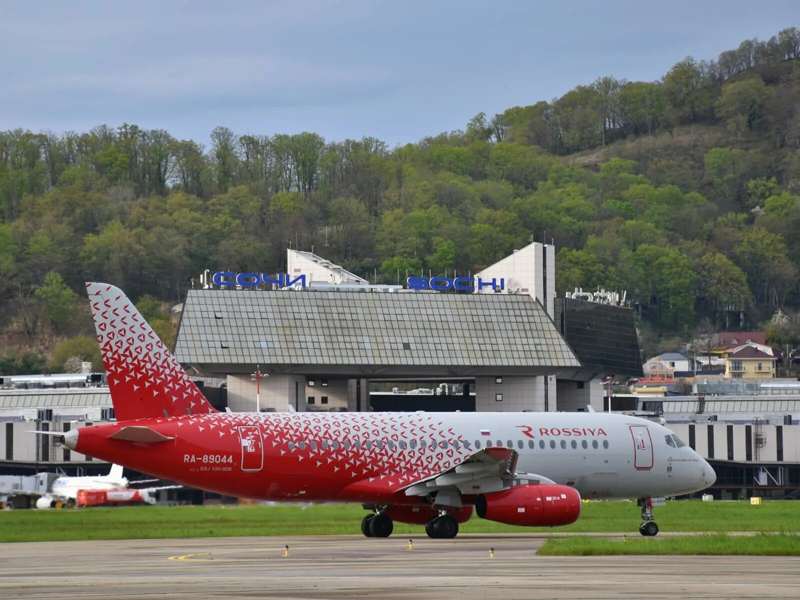самолёт уральские авиалинии фото. самолет уральских авиалиний сочи. уральские авиалинии домодедово сочи. самолет уральских авиалиний сочи. аэробус а320 уральские авиалинии.