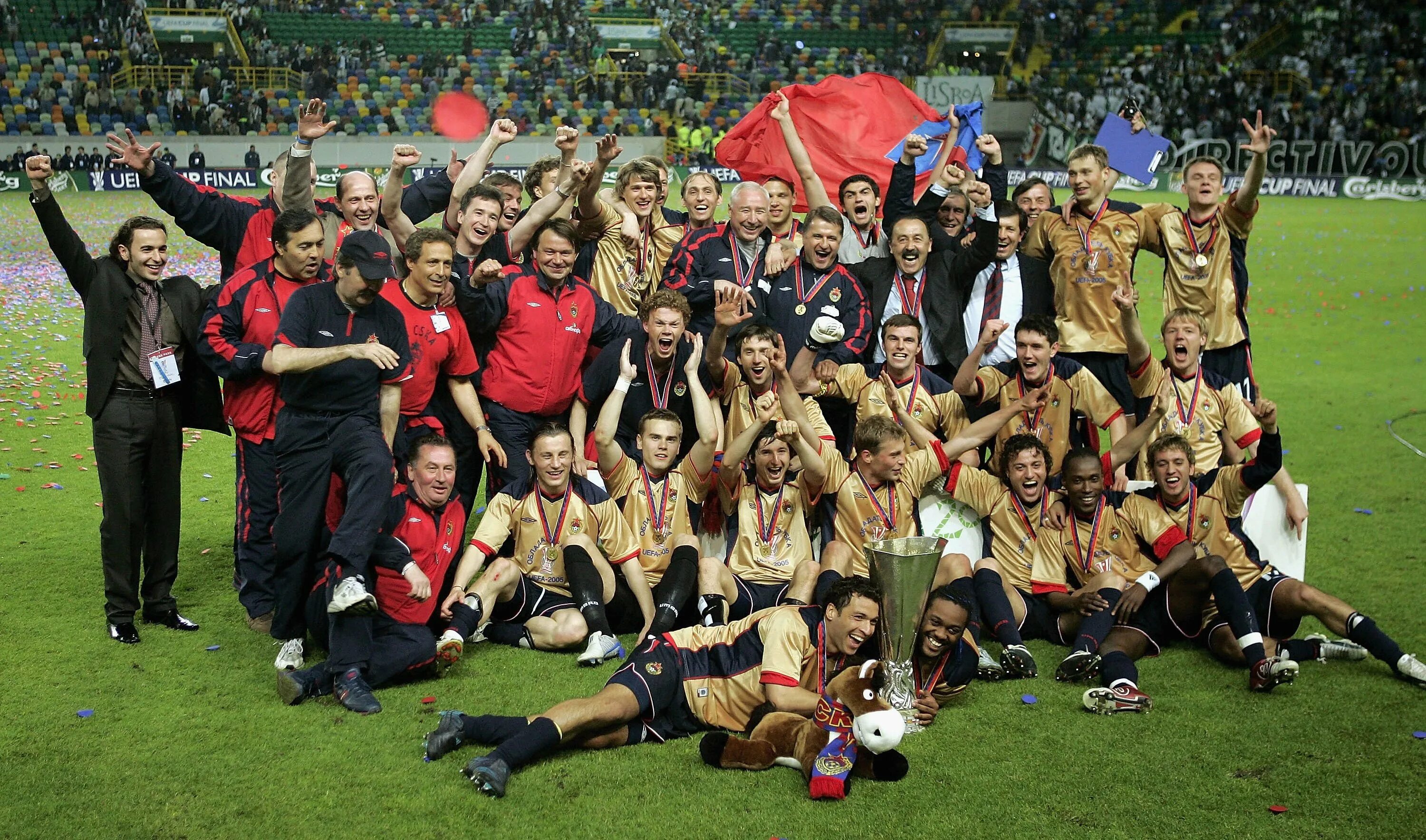 Финал кубок уефа состав. Цска кубок уефа 2005 финал вагнер лав. цска спортинг 2005. цска кубок уефа 2005. цска чемпион уефа 2005.