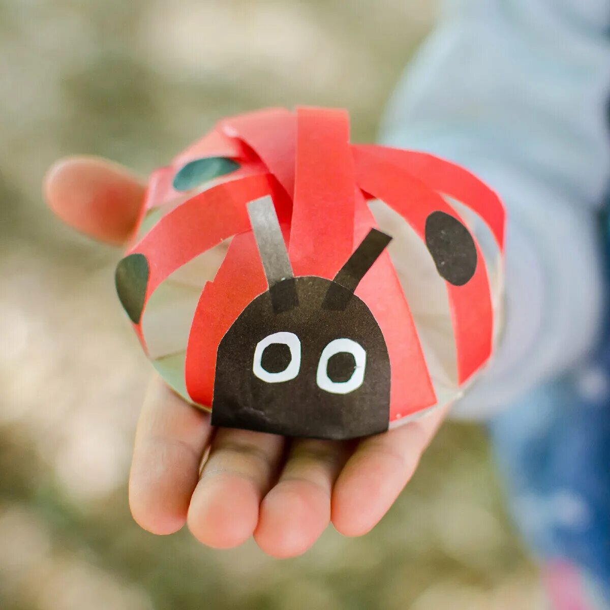 божья коровка поделка из бумаги. поделки из втулок от туалетной бумаги для детей божья коровка. поделка божья коровка. божья коровка поделка из бумаги. поделка божья коровка.