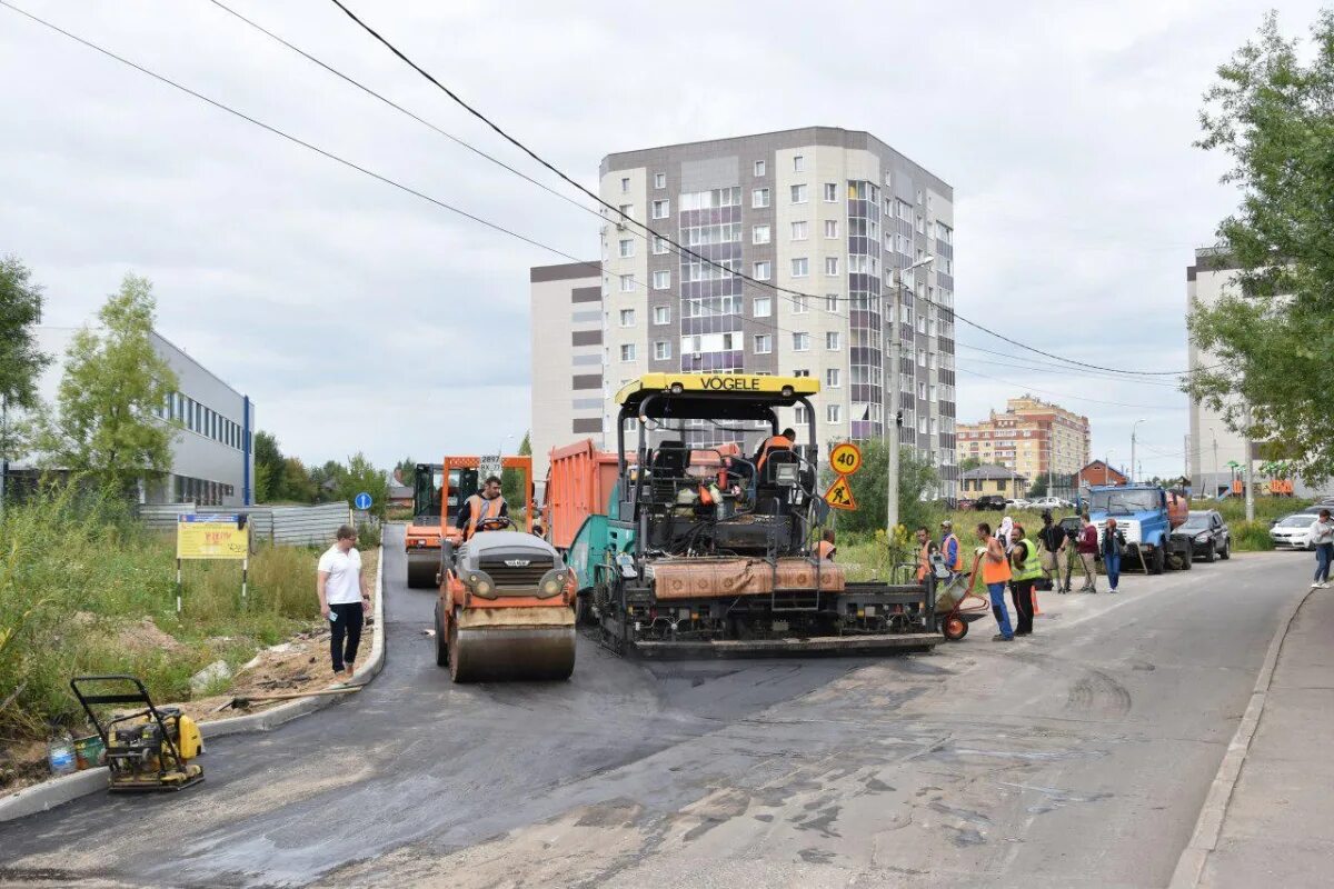 Изменения на посаде. Владимировская улица Сергиев Посад. Сергиев поссад ул Владимирская. Сергиев Посад ул Владимирская 65. Асфальтирование дорог Сергиев Посад.