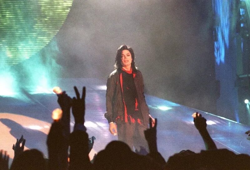 Extended mix). Heaven is a place on earth. Extended mix). Песня on earth. Песня on earth.