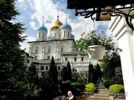 Есть ли в москве монастыри