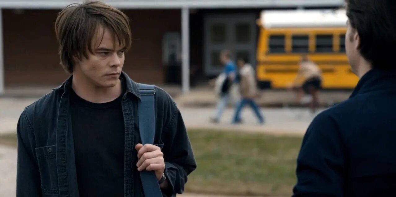 Джонатан байерс. Джонатан байерс. Джонатан байерс осд. Джонатан байерс. Чарли хитон stranger things.