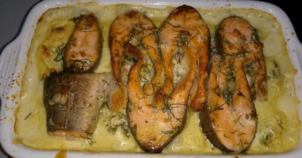Как вкусно приготовить радужную форель в духовке. Радужная форель в духовке. форель радужная запеченная в духовке. форель в сливочном соусе в духовке. форель радужная в сливочном соусе.