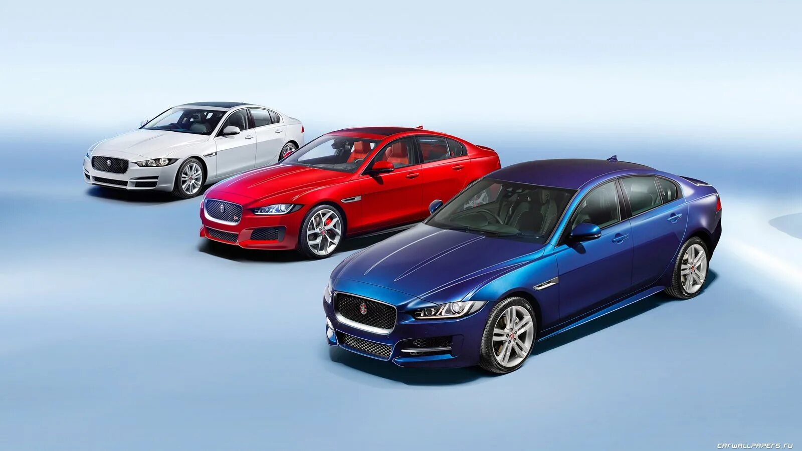 Авто разных моделей. Jaguar xe s. ягуар линейка моделей. jaguar модельный ряд. yaguar xe моделька.