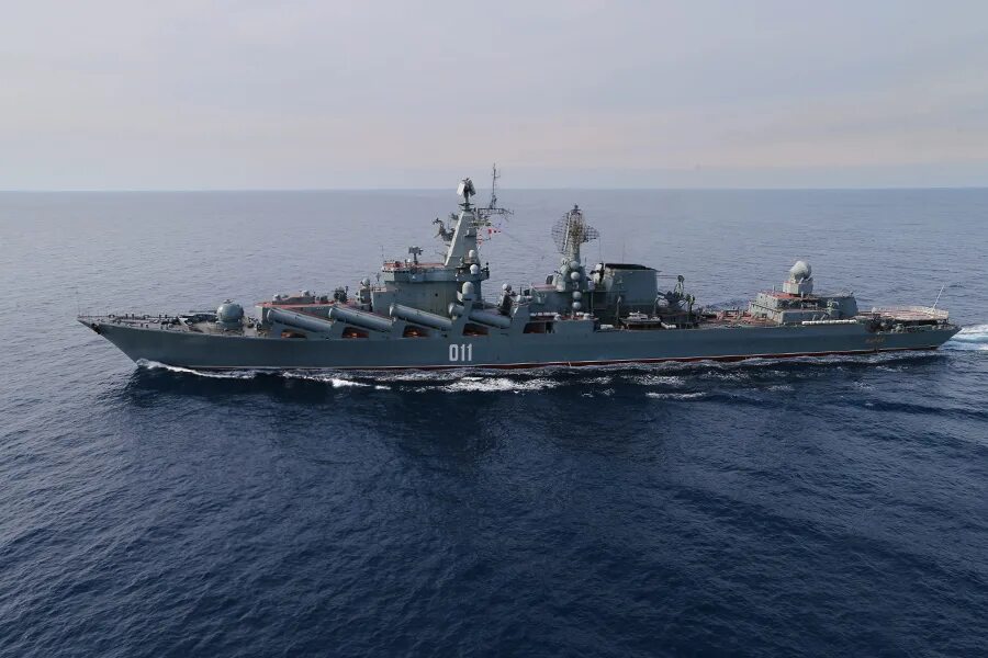 Крейсер варяг 1164. Российские ракетные крейсера. Крейсер "варяг" проекта 1164 "атлант". Крейсер варяг тоф. Крейсер варяг 1164.