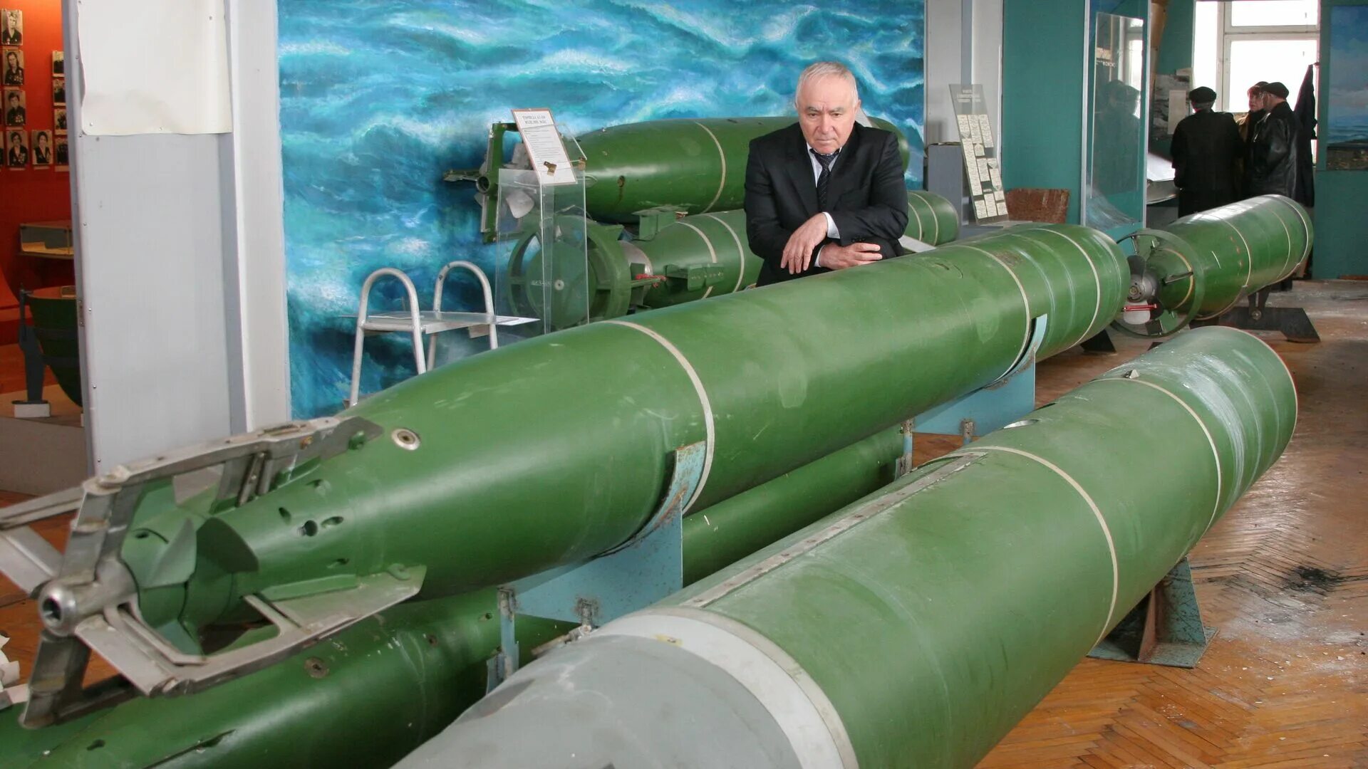 Для чего нужна торпеда. Завод дагдизель торпеды. торпеда усэт-80. завод дагдизель в каспийске. уэт 1.