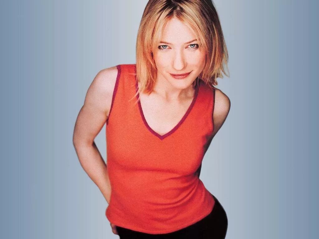 Cate blanchett bikini. На работу актриса. На работу актриса. Рэйчел тейлор. Риччи актриса.