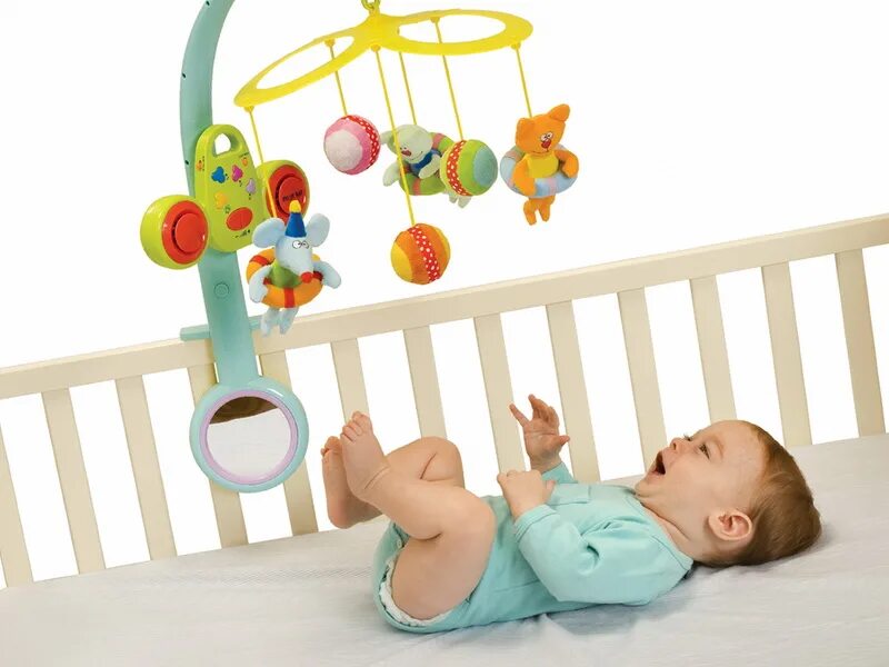Детские игрушки для новорожденных. Игрушки для малышей до года. Игрушки на кроватку для новорожденных. Навесные игрушки для малышей в кроватку. Понравится малышу