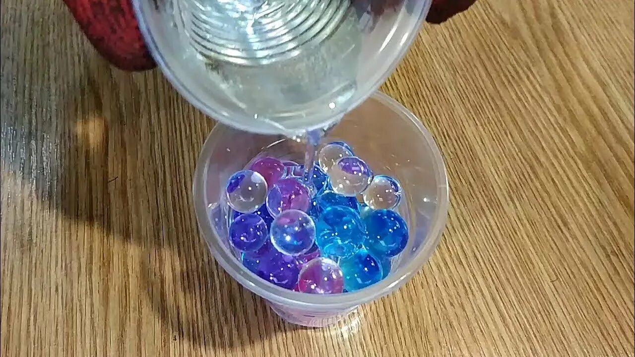 Шары наполненные водой. Шары из бетона для сада. Орбизы и смола. Залить шары. Пьяный шарик.