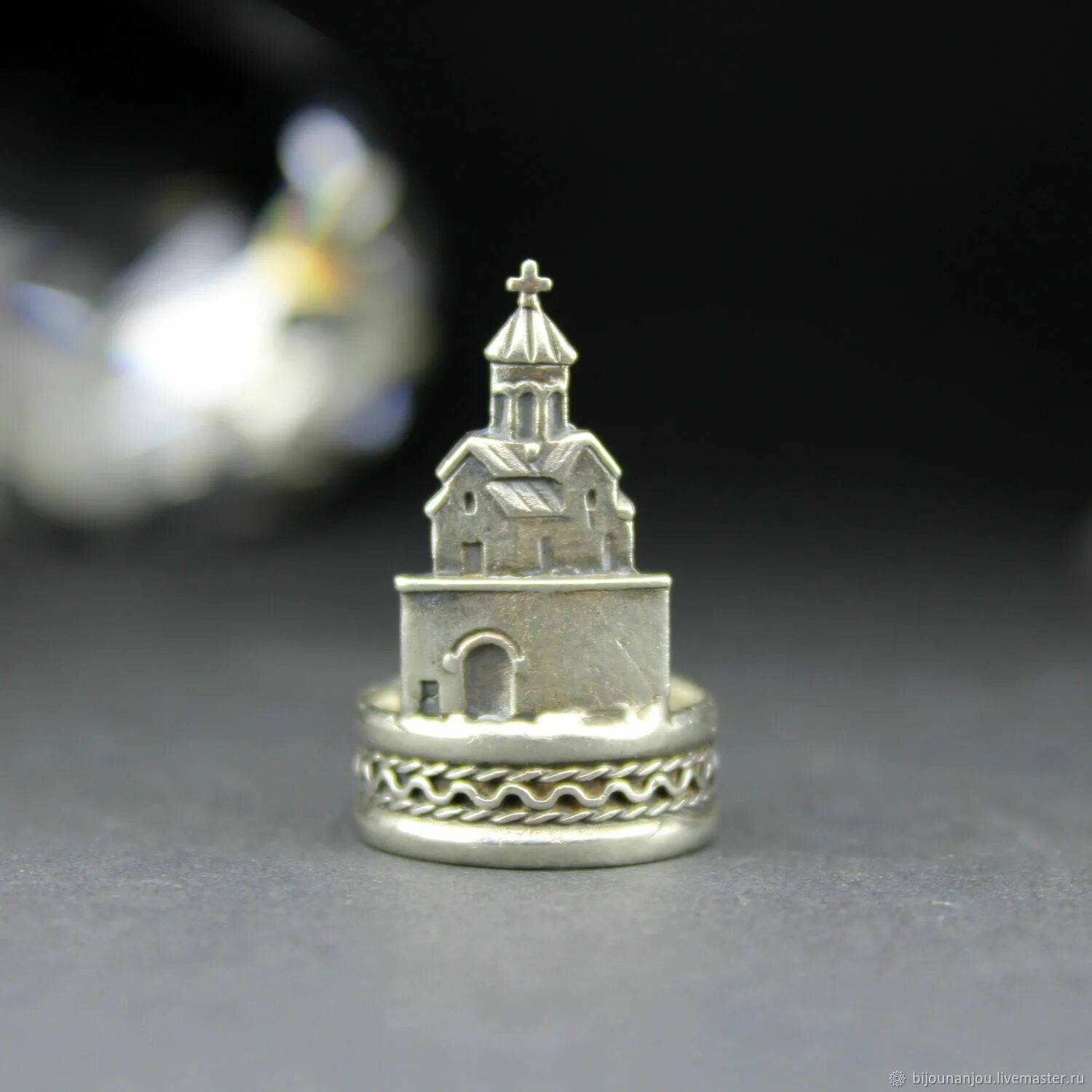 3 достопримечательности города ярославля. Гладкие кольца из храма. Кольцо церковное женское. V: серьги иллирии. Ярославль фото.