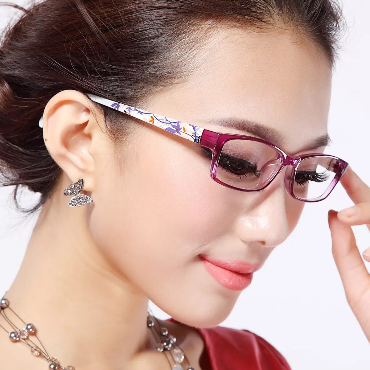 Солнцезащитные очки женские тренд 2024 looktrue