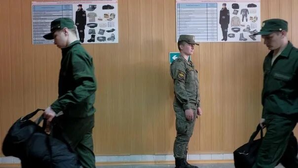 Видео срочников с курска. Видео срочников с курска. Областной сборный пункт курск. Сборный пункт призывников курск. Видео срочников с курска.