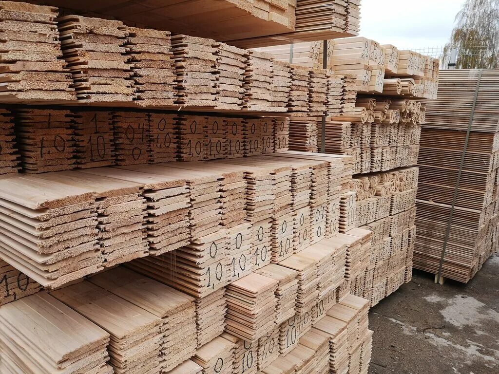 Пиломатериал из белорусси. Доска обрезная 25х100. Пиломатериалы рб. Пиломатериалы рб. Пиломатериалы рб.