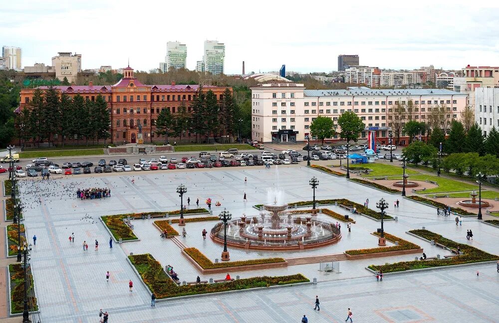 Пл имени. Площадь имени Ленина Хабаровск. Площадь Ленина Хабаровск вид сверху. Фонтан на площади Ленина Хабаровск. Площадь имени Ленина Хабаровск фонтан.