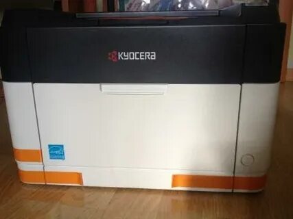 Kyocera 1040 горит внимание