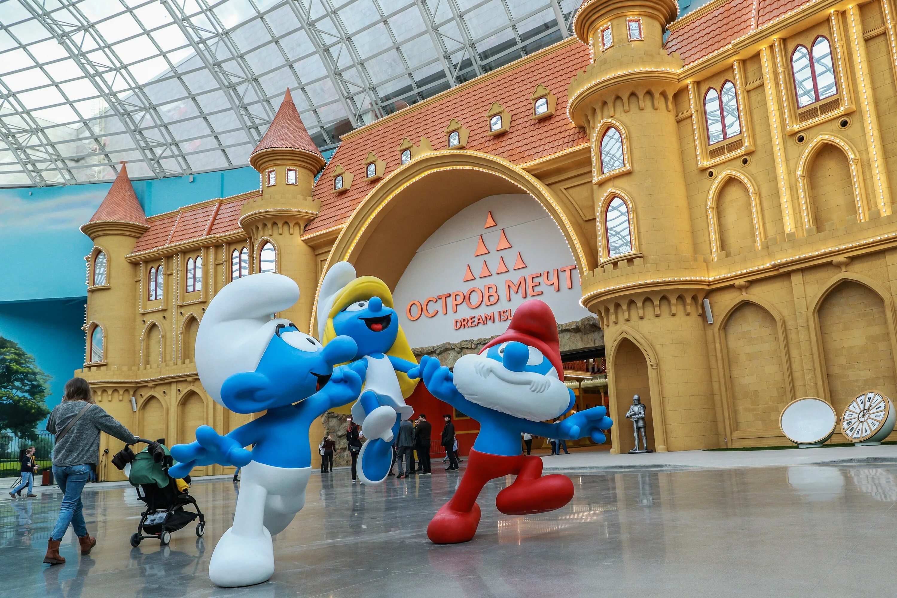 Мечта диснейленда. Московский парк Диснейленд. Диснейленд в Москве остров мечты. Московский парк аттракционов, Диснейленд.. Остров мечты остров мечты, парк развлечений. Диснейленд в Москве..