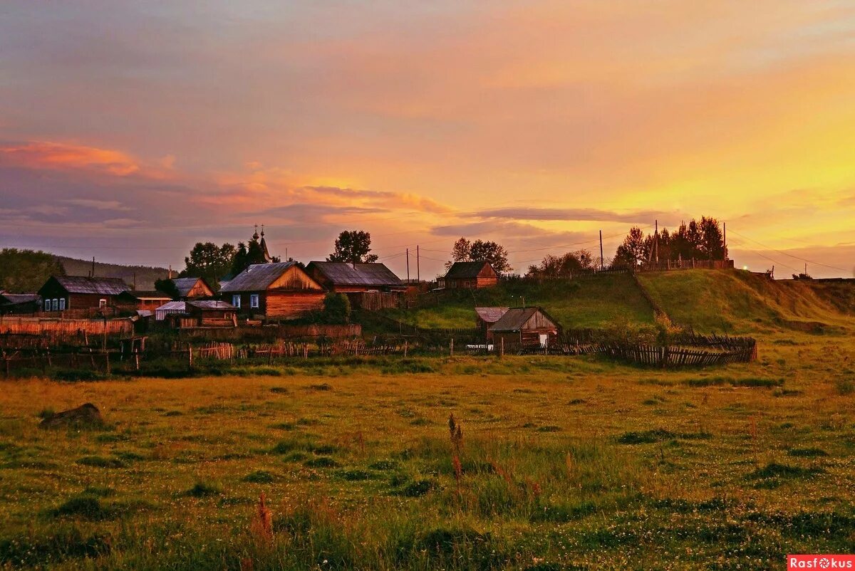 Родной город страна село. Сибирская деревня, поселок, село Невон. Вечерняя Татарская деревня. Татарская деревня русская деревня. Вечер в татарской деревне.