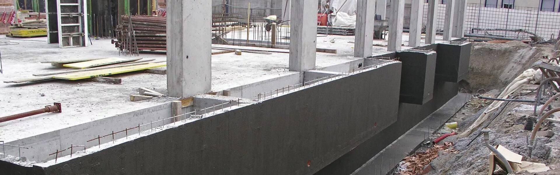 Уплотнитель для деформационного шва гидроизоляции от технониколь. Гидроизоляция жб. Гидроизоляция железобетонных конструкций расценка. Торкретирование бетона. Гидроизоляция жб.