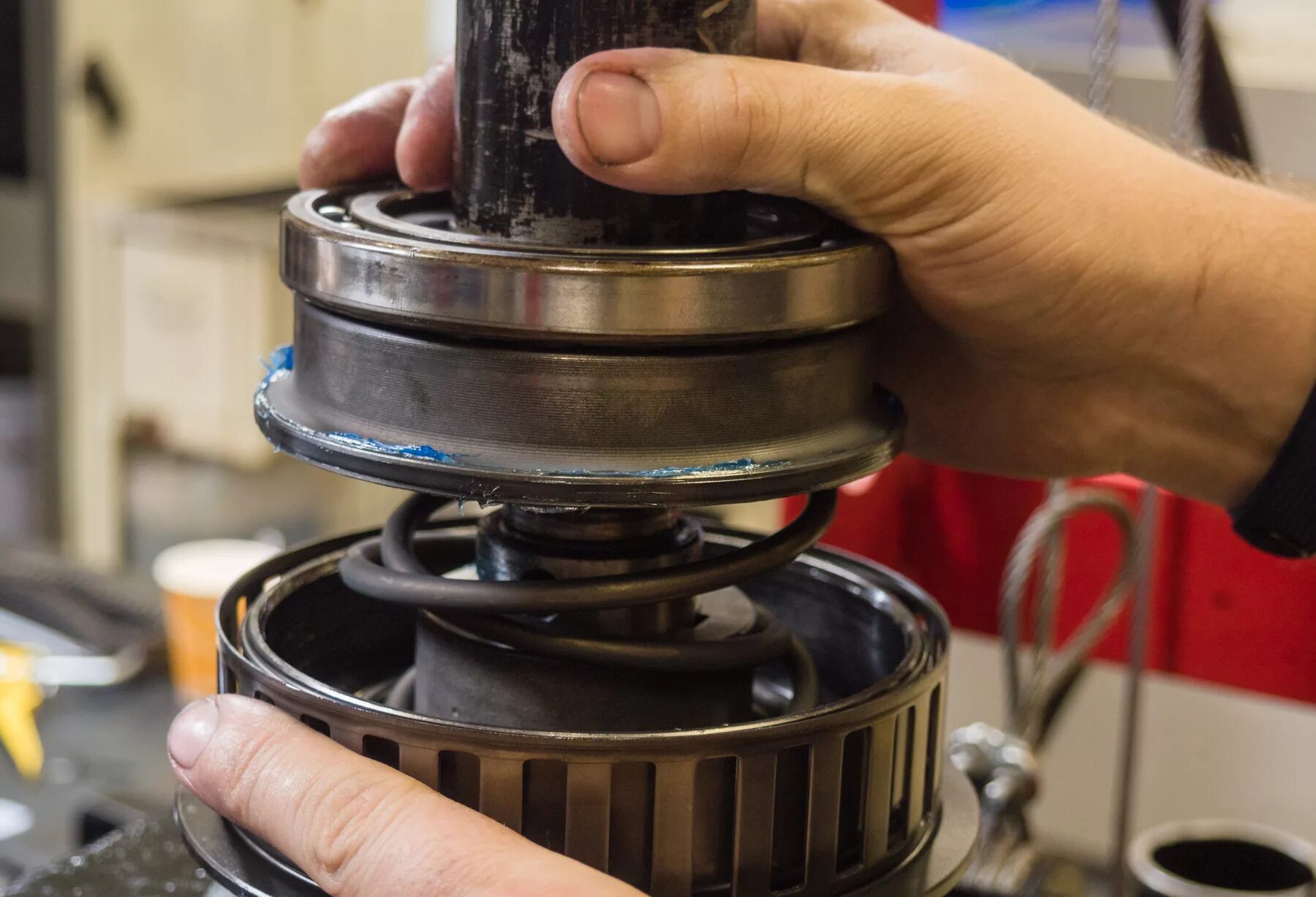 Веду разбор. Съемник ведомого вариатора буран. Поршень конуса с манжетами jf015e. Стопорное кольцо ушм 125 интерскол. Вариатор на снегоход рысь 500.