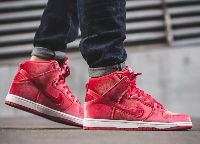 Nike SB Dunk High Red. Nike SB Dunk High. Nike Dunk SB Red. Nike SB Dunk High высокие. Бархатные найки