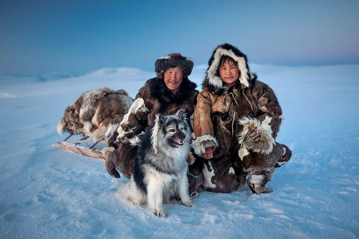 Аляска Эскимосы. Эскимосы инуиты. Гренландские Эскимосы инуиты. Народы Северной Америки Эскимосы.