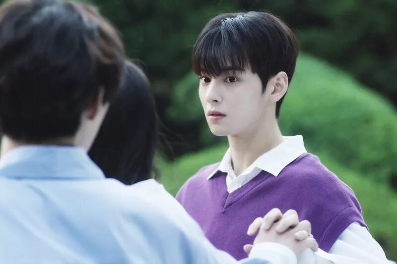 Лакорн давно не виделись русская. Cha Eun Woo Kiss. Cha Eun Woo Drama. Cha Eun Woo поцелуй. BL Kiss дорама.