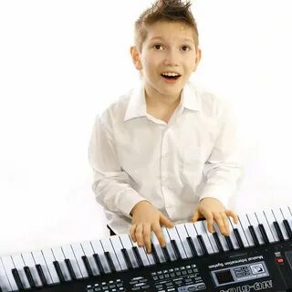 Playing keyboard