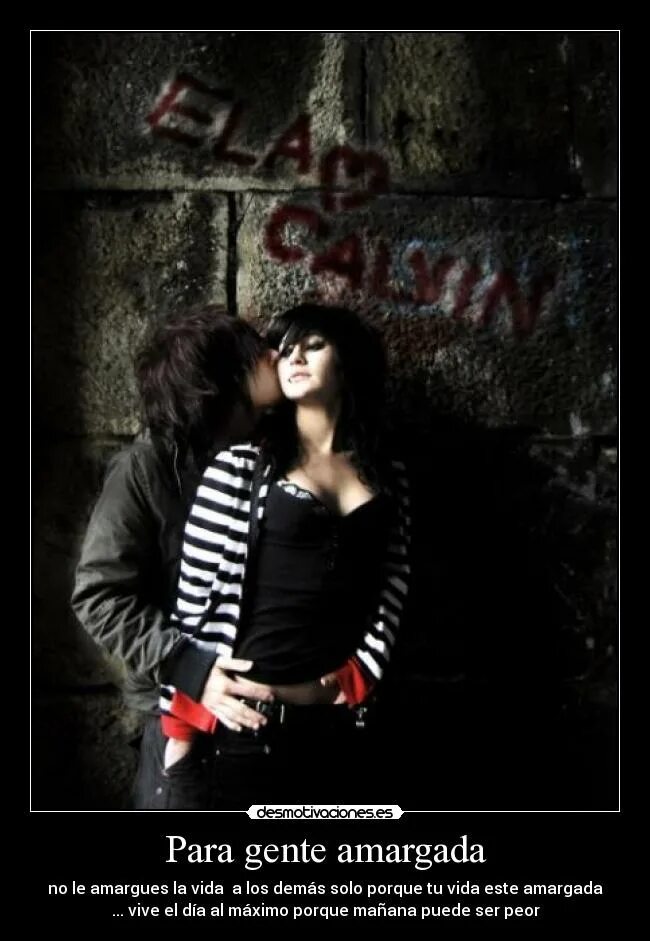 Эмо девушки. Эмо девушки 2007. Эмо кид. Эмо две подруги. Эмо любовь.