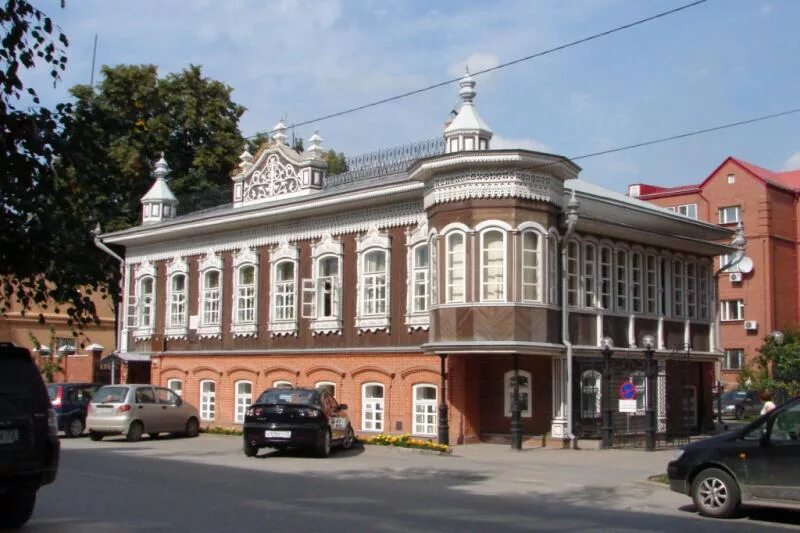 Бывшее здание тюмень. Дом купца чиралова тюмень. памятники деревянного зодчества тюмень. тюмень памятники деревянного зодчества тюмень. дом купцов чираловых.