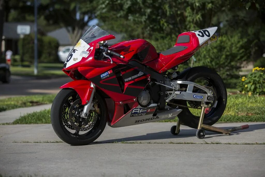 Сбр 600рр. Хонда сбр 600рр. cbr600rr 2003. honda sbr 600rr.