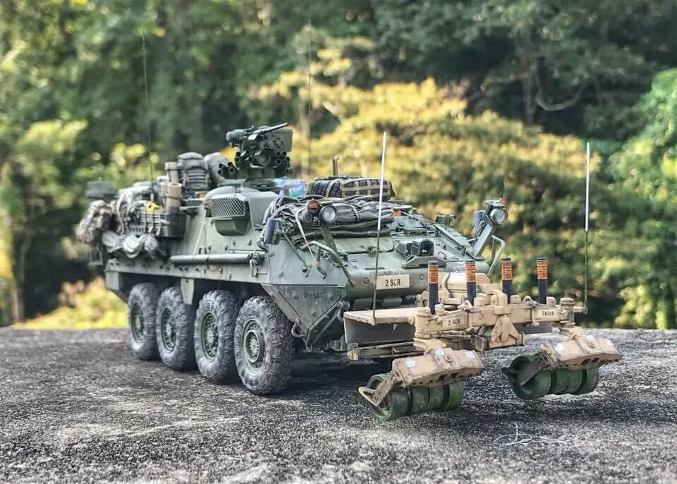 M1132 Stryker. Stryker m1132 двигатель. Инженерная машина Страйкер. Инженерная машина м1132 Страйкер. Сколько страйкер