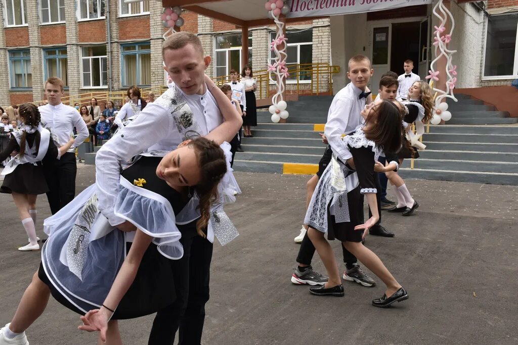 Школа 15 Гусь Хрустальный. Школа 15 Гусь Хрустальный учителя. Школа 2 Гусь-Хрустальный. Школа 5 Гусь-Хрустальный.