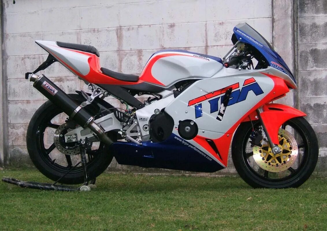 Хонда cbr400rr. Хонда СБР 400. Хонда СБР 400 рр. Хонда CBR 400. Купить хонда сбр рр