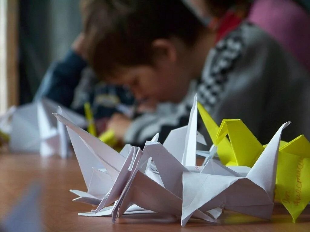 Оригами Журавлик. Мастер класс по оригами. Кружок оригами в начальной школе. Мастер класс журавлика