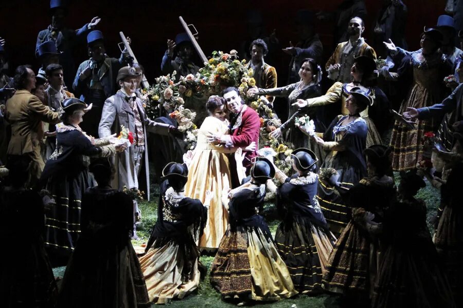 Опера Сомнамбула 1831. Итальянка в Алжире театр Станиславского. В. Беллини "Сомнамбула".
