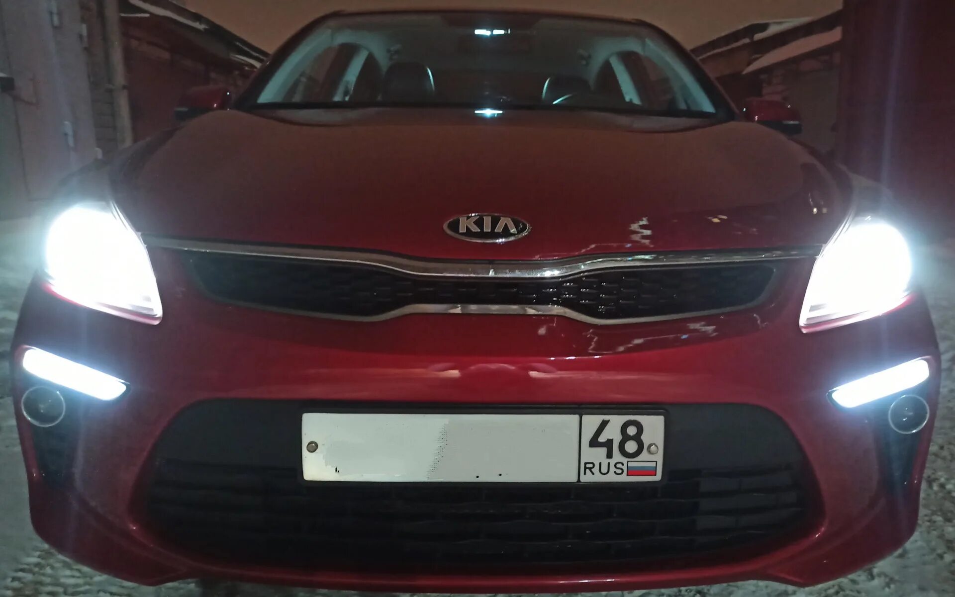 Свет фар рио 3. Kia Rio 2017 лампы. Светодиодные поворотники Киа Рио 4. Лампа подсветки поворота Киа Рио 4. Подсветка поворотов на Киа Рио 4.