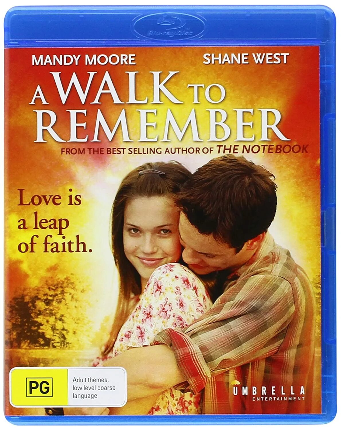 Holiday to remember. Спеши любить памятная прогулка [2002. Мэнди Мур спеши любить 2002. Шейн Уэст 2002.